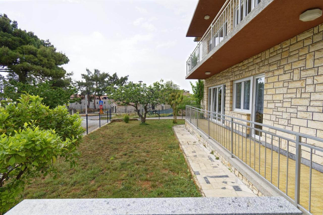 Apartment Patrik By Rent Istria Umag Eksteriør billede